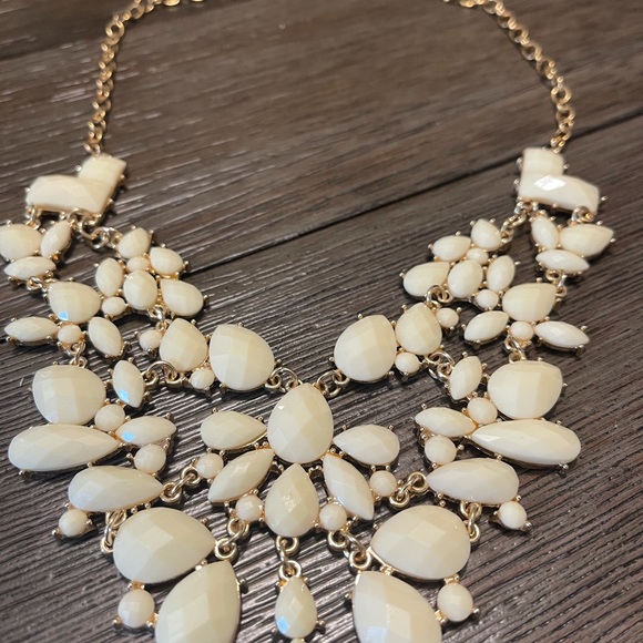 Necklace - Picture 2 of 4